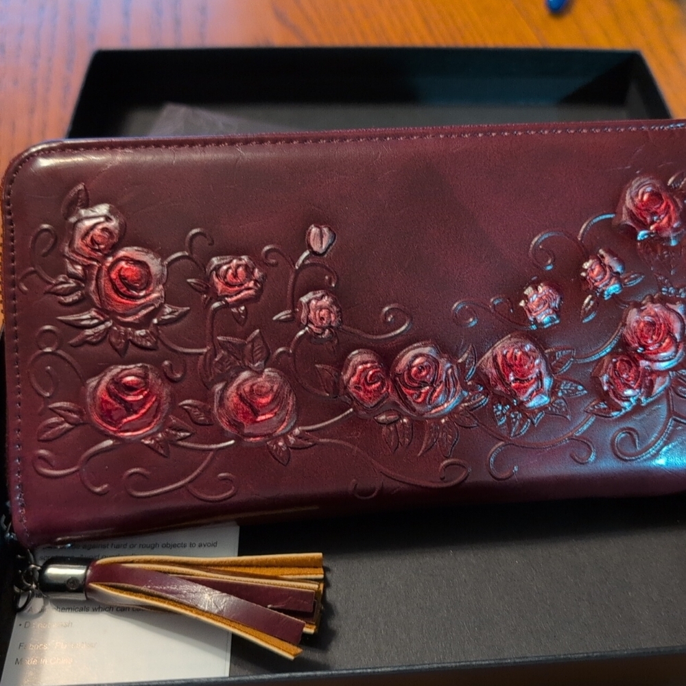 Elegant Floral Embossed Wallet - Burgundy. NEW